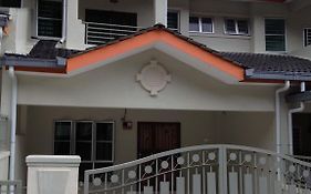 Hillview Inn Cameron Highlands Promo